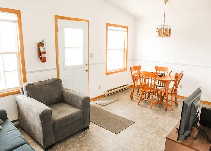 Peck\'S Housekeeping Cottages